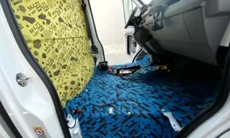 Odhlučnenie pracovnej dodávky VW Crafter