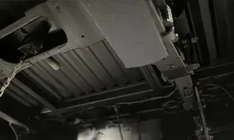 Antikorózna ochrana podvozku, dutín a výfuku Dinitrol Mitsubishi L200
